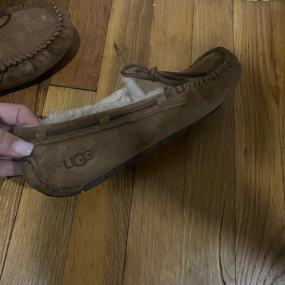 Ugg moccasins - Picture 5 of 5